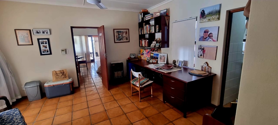 2 Bedroom Property for Sale in Vanrhynsdorp Western Cape
